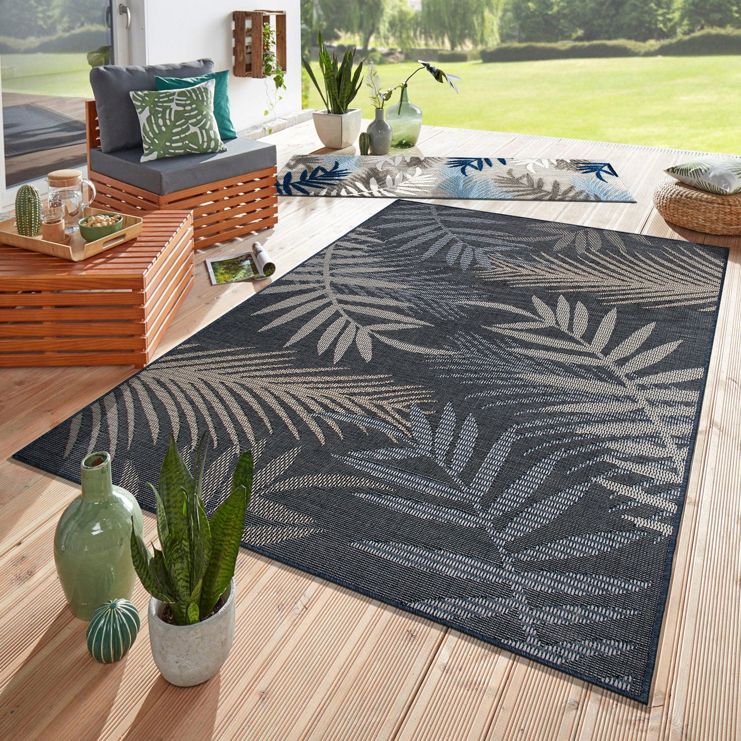 Bahama Palm Frond Indoor/Outdoor Area Rug