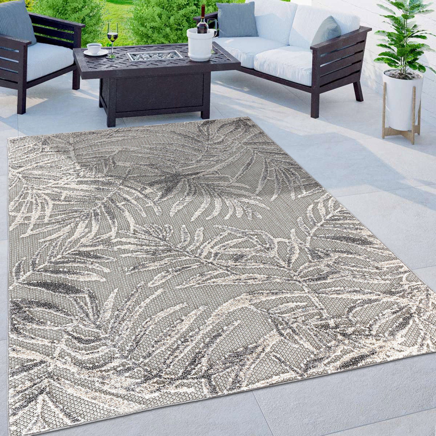 Bahama Palm Frond Floral Indoor/Outdoor Area Rug